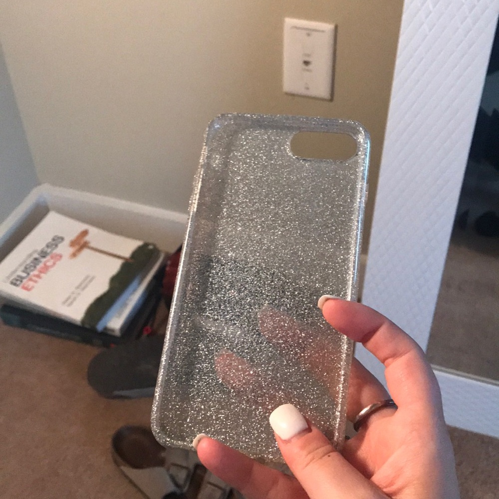 iPhone 7plus case - Picture 2 of 2